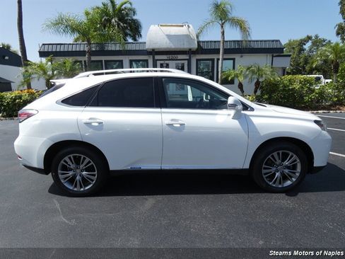 Used 2013 Lexus RX 450h AWD w/ Navigation Pkg image 2
