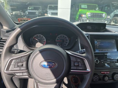 Used 2017 Subaru Impreza 2.0i image 10