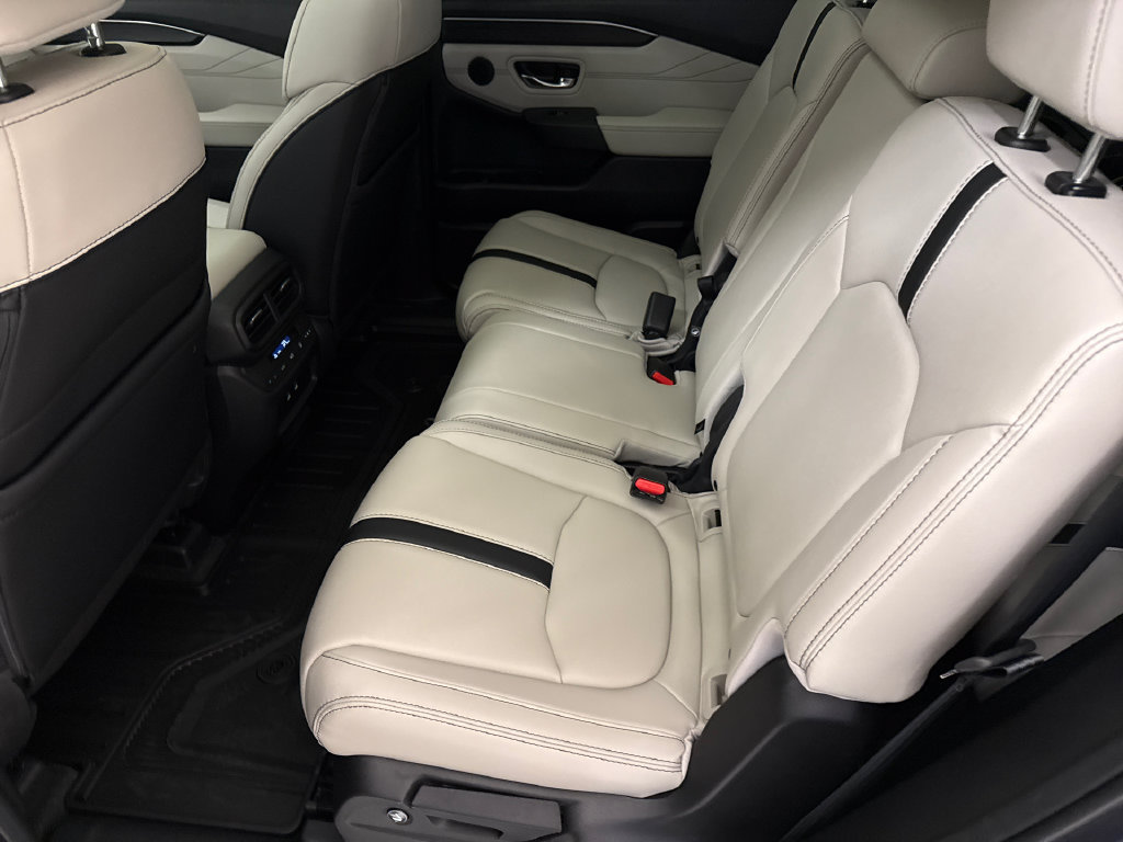 New 2026 Honda Pilot Touring image 18