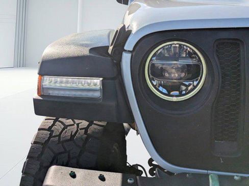 Certified 2019 Jeep Wrangler Unlimited Rubicon w/ Steel Bumper Group image 8