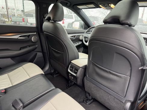 Used 2022 INFINITI QX55 Essential w/ Proassist Package image 37