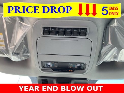 New 2024 Ford F350 XLT w/ FX4 Off-Road Package image 18