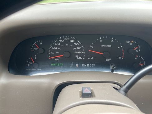 Used 2004 Ford F350 Lariat image 18