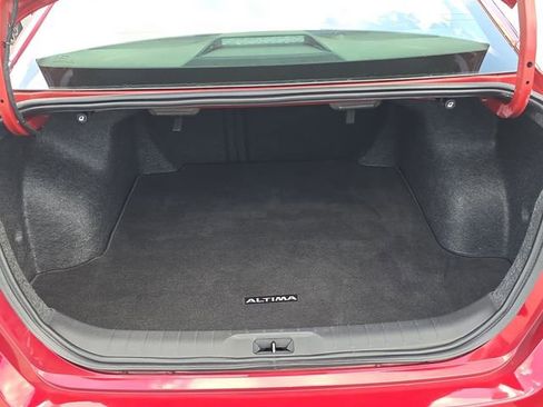 Certified 2024 Nissan Altima 2.5 SV FWD image 10