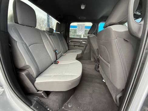 Used 2024 RAM 2500 Big Horn w/ Bed Utility Group image 32