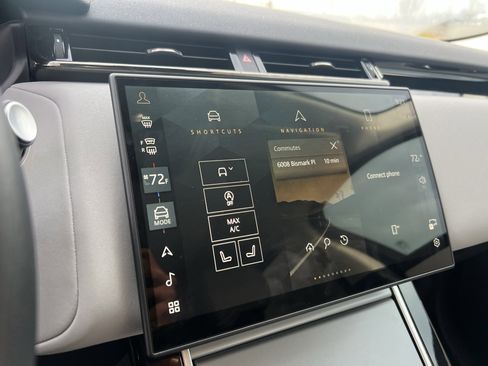 Certified 2025 Land Rover Range Rover Velar S image 27