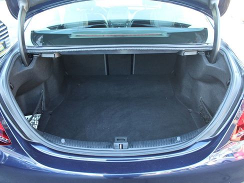 Used 2019 Mercedes-Benz C 300 Sedan image 32