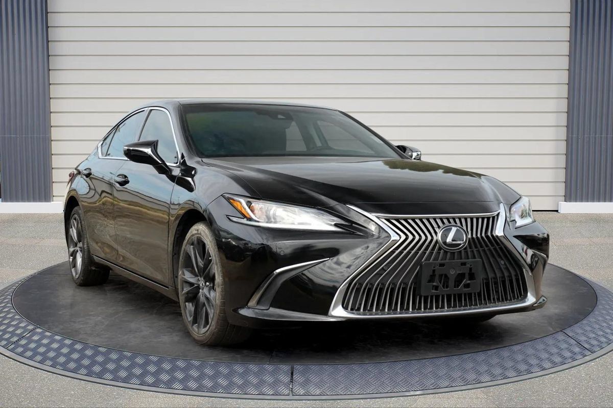 Used 2020 Lexus ES 350 w/ Premium Package FWD image 1