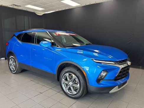 Used 2024 Chevrolet Blazer LT w/ Convenience Package FWD image 1