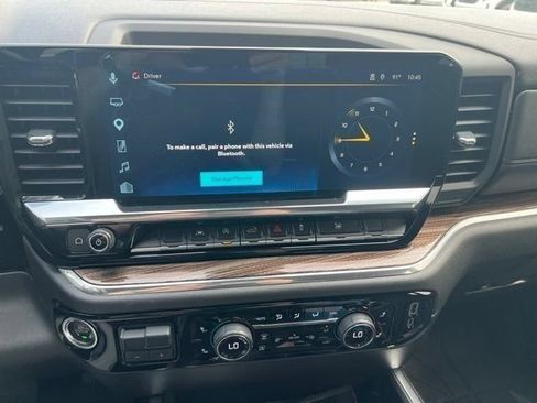 Used 2023 Chevrolet Silverado 1500 RST AWD/4WD image 39