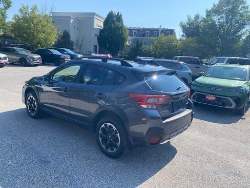 Used 2023 Subaru Crosstrek 2.0i Premium AWD/4WD image 6