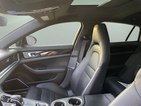Used 2022 Porsche Panamera 4S image 27