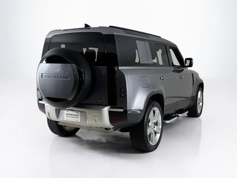 Used 2023 Land Rover Defender 110 SE AWD/4WD image 5