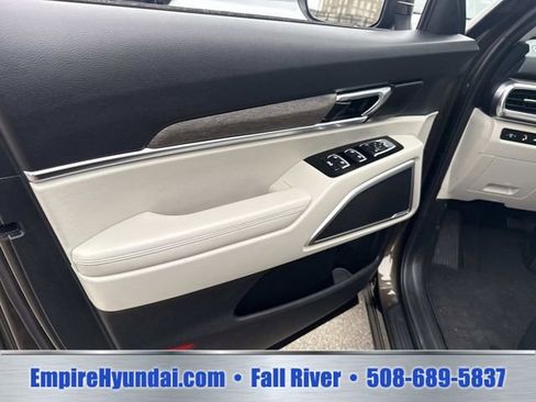 Used 2021 Kia Telluride EX w/ EX Premium Package AWD/4WD image 18