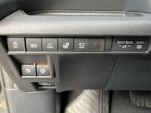 New 2026 Toyota Sienna Platinum image 30