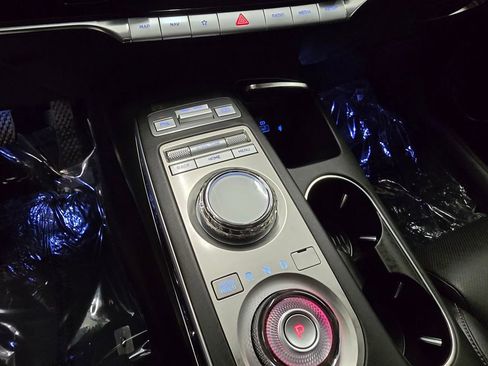 Used 2025 Genesis GV70 2.5T image 26