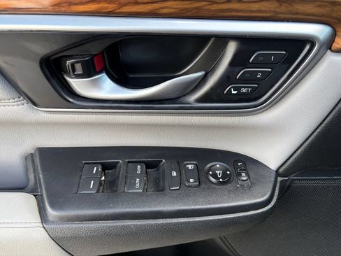 Used 2021 Honda CR-V Touring image 22