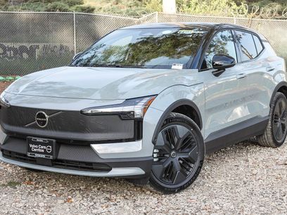 New 2026 Volvo EX30 Cross Country Ultra w/ Protection Package Premier