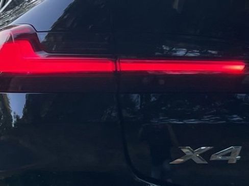 Used 2023 BMW X4 xDrive30i w/ Convenience Package image 9