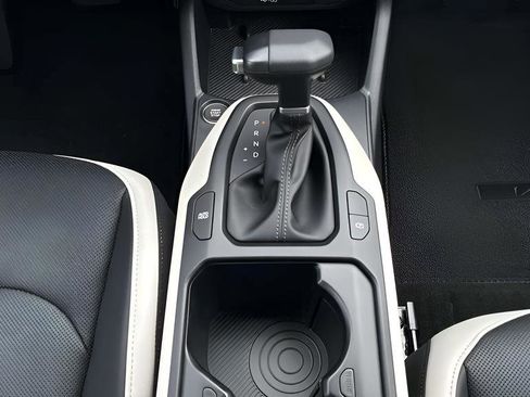 New 2025 Kia K4 GT-Line Turbo w/ GT-Line Premium Package FWD image 13