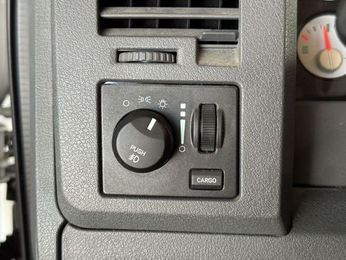 Used 2009 Dodge Ram 2500 Truck SLT w/ Popular Equipment Group RWD image 18