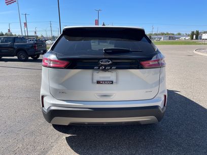 Used 2023 Ford Edge SEL