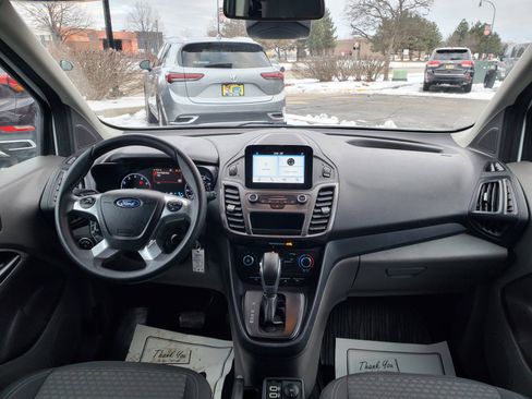 Used 2020 Ford Transit Connect XLT image 19