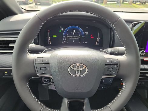 New 2026 Toyota Camry SE FWD image 8
