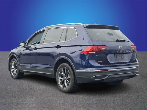 Used 2022 Volkswagen Tiguan SE image 6