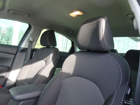 Used 2023 Kia Forte LXS w/ LXS Technology Package image 10