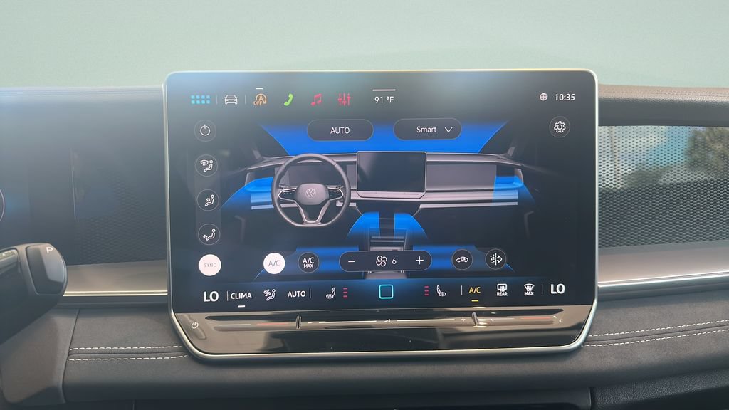 New 2026 Volkswagen Tiguan SE FWD image 19