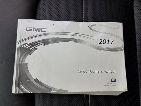 Used 2017 GMC Canyon Denali image 37