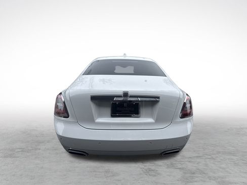 Certified 2022 Rolls-Royce Ghost w/ Ghost Package image 9