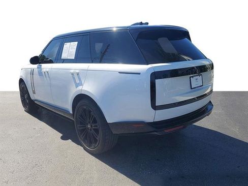 Used 2023 Land Rover Range Rover Autobiography image 19