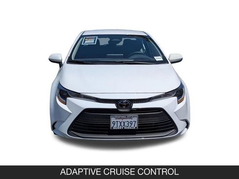Used 2025 Toyota Corolla LE FWD image 4