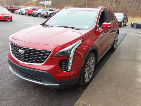 Used 2019 Cadillac XT4 Premium Luxury w/ Enhanced Visibility Package image 8