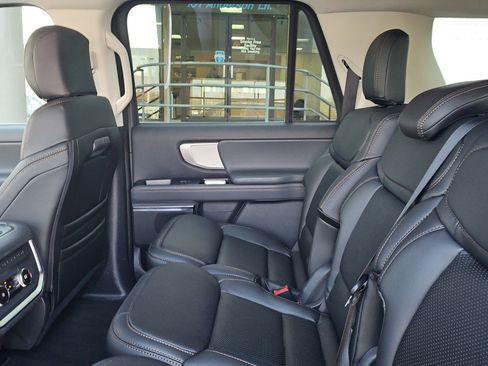 Used 2025 Ford Expedition Max Active image 13