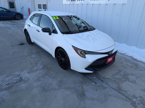 Used 2022 Toyota Corolla SE image 7