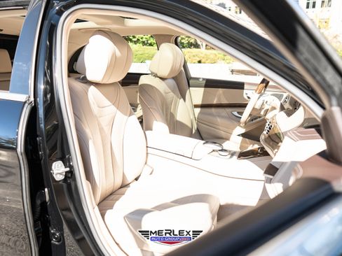 Used 2015 Mercedes-Benz S 550 Sedan image 17