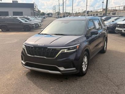 Used 2023 Kia Carnival LX