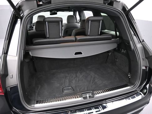 Used 2025 Mercedes-Benz GLS 450 4MATIC image 35