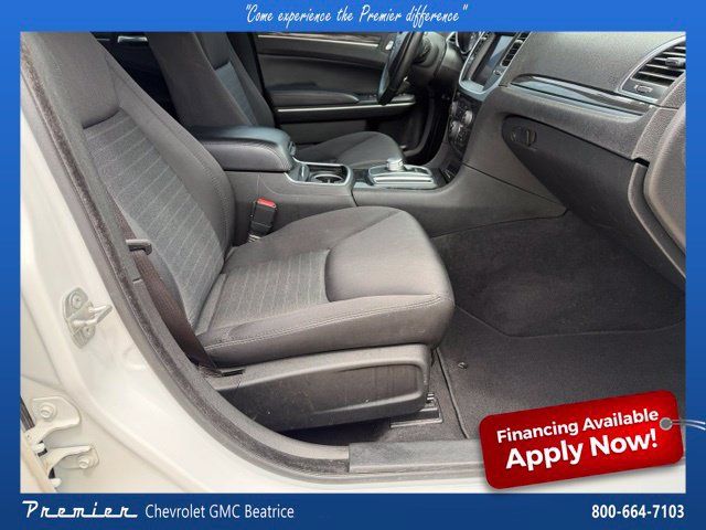 Used 2022 Chrysler 300 Touring w/ Sport Appearance Package AWD/4WD image 21