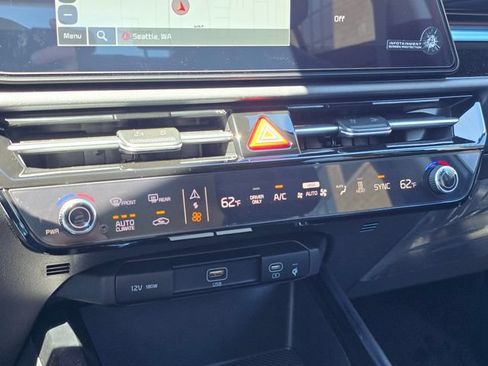 New 2026 Kia Niro Wind w/ Wind Preserve Package FWD image 21