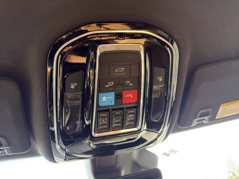 Used 2024 Jeep Grand Cherokee Summit w/ High Altitude Package image 21