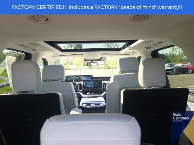 Used 2025 Ford Expedition Platinum w/ Driver's Package AWD/4WD image 20