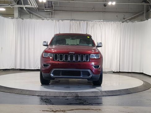 Used 2021 Jeep Grand Cherokee Limited image 17