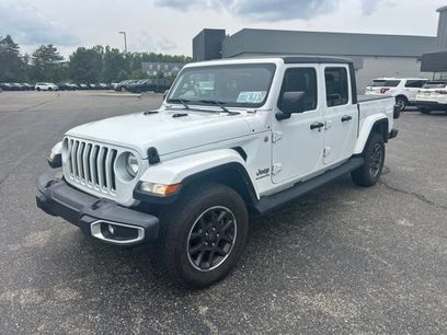 Used 2022 Jeep Gladiator Overland w/ Popular Equipment Package
