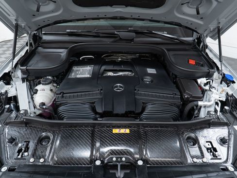New 2026 Mercedes-Benz GLE 580 4MATIC image 9