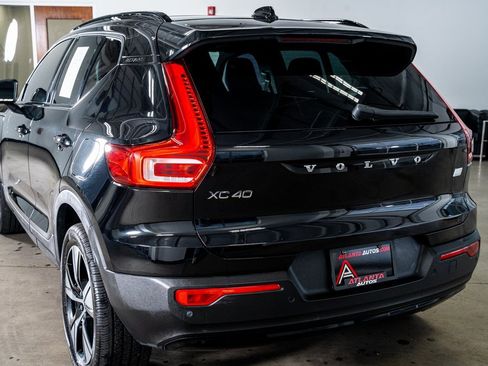 Used 2021 Volvo XC40 P8 Recharge w/ Advanced Package image 21