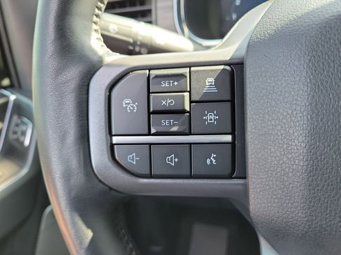 Used 2024 Ford F150 Lariat w/ FX4 Off-Road Package image 20